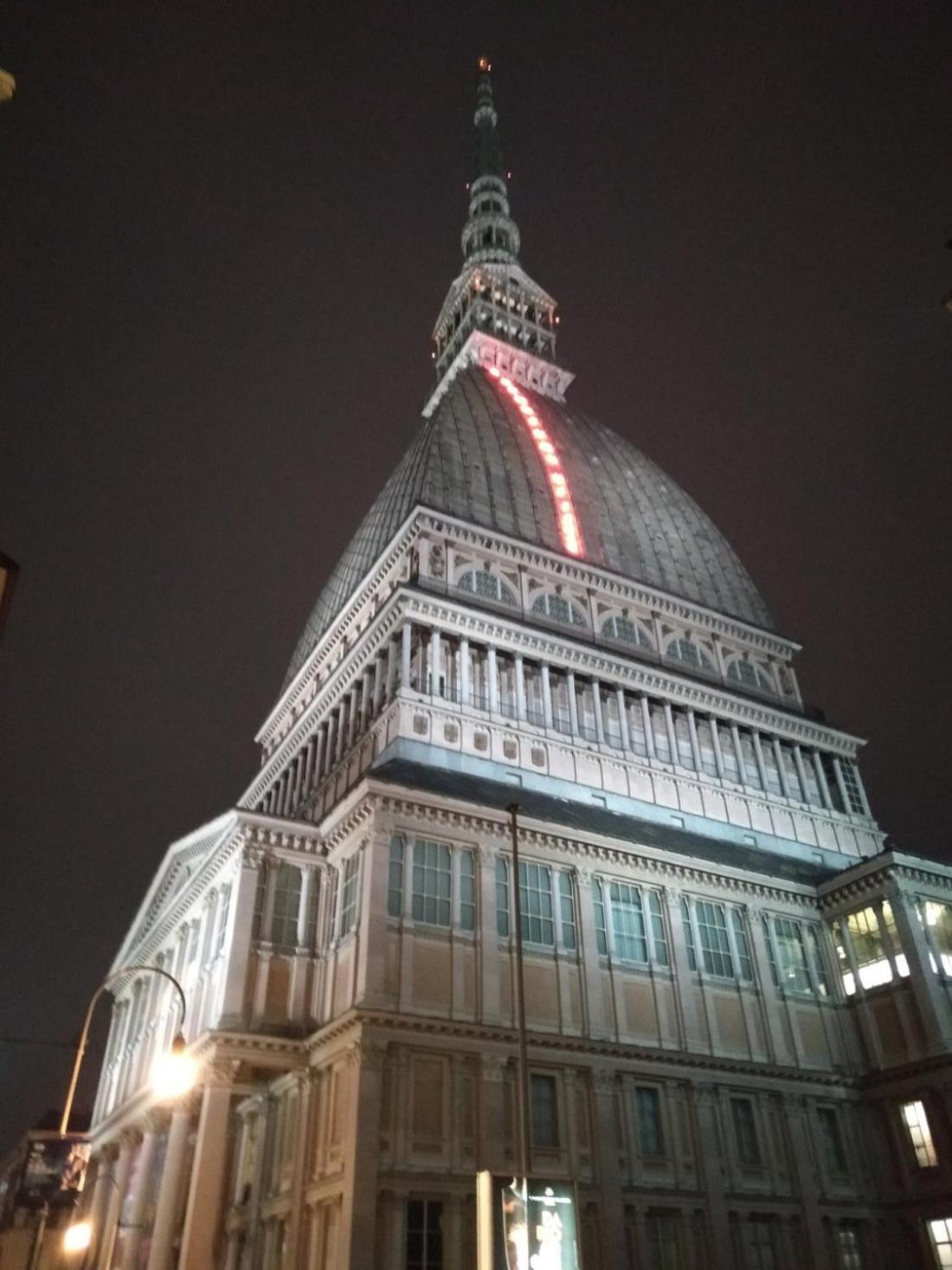 Suite Sant Antonino 12 Min Di Metro Dal Centro Turin Exteriör bild